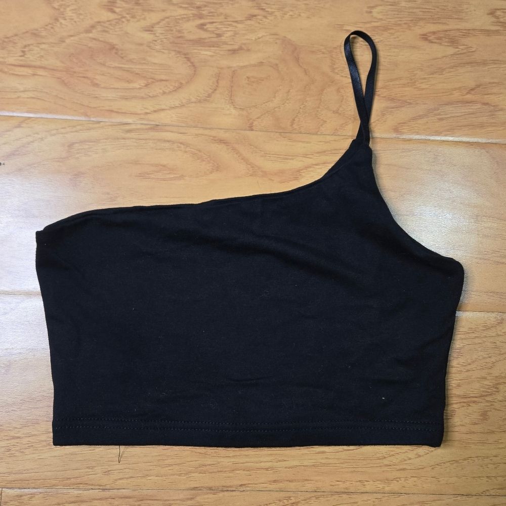 Princess Polly Black Cropped Top Size 2